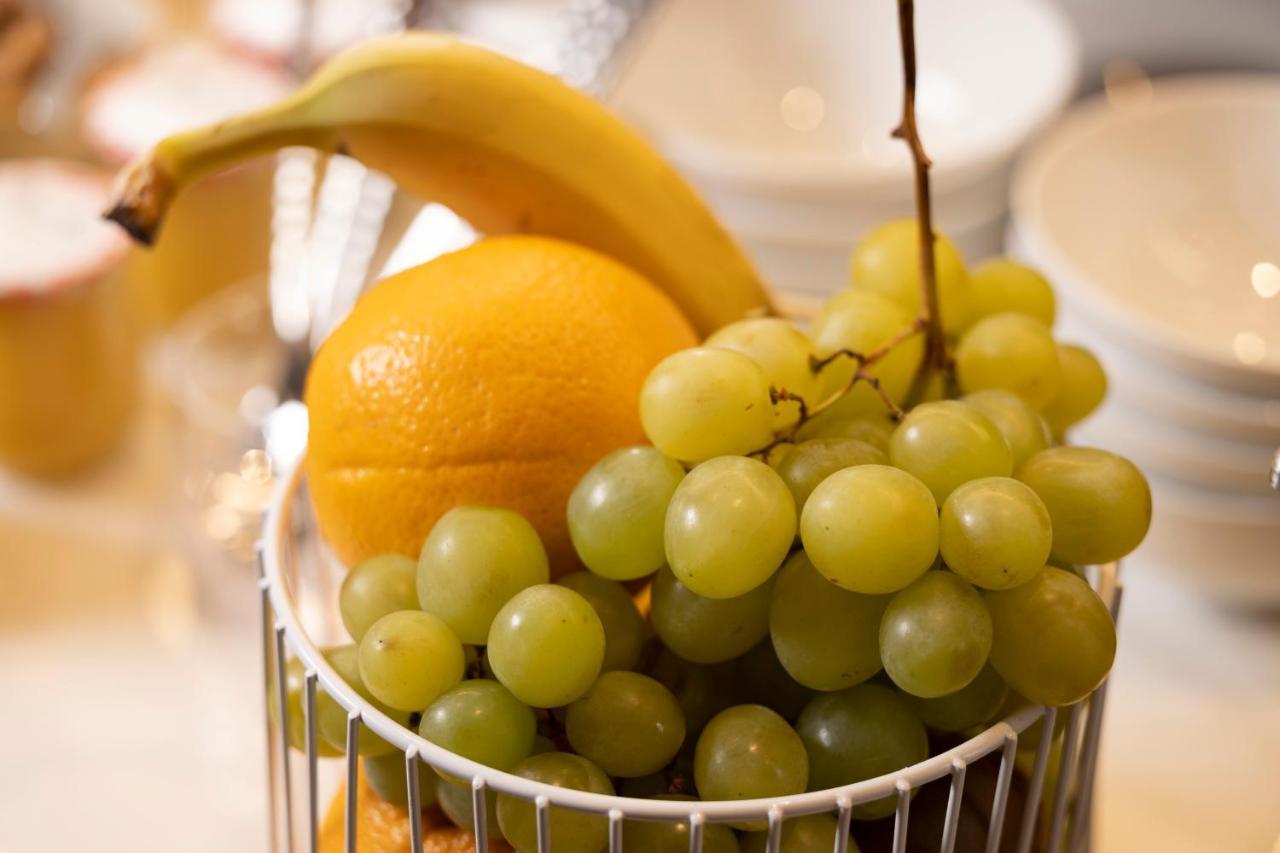 Hotel La Canopee Paryż Zewnętrze zdjęcie